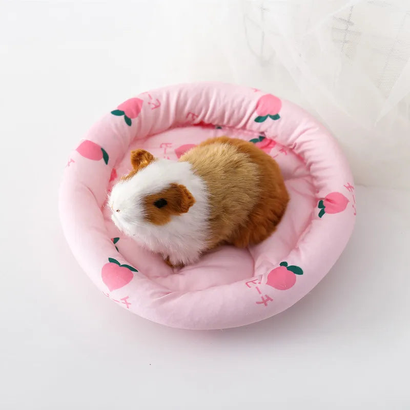 Plush Nest Bed – Warm Cushion for Hamsters, Guinea Pigs & Small Pets