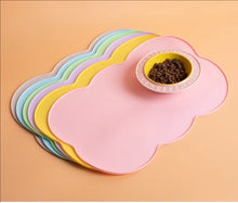 Silicone Pet Feeding Mat — Waterproof Non-Slip Bowl Mat